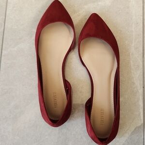 2/25$***NWOT/ Faux Suede / Red Shoes